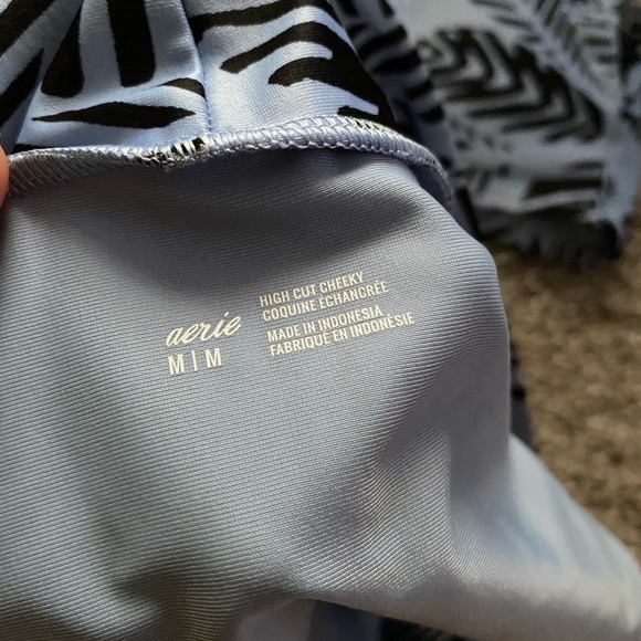 Aerie Swimsuit (top and bottom sizes are different) - Picture 5 of 7